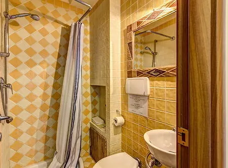 San Giovanni Guest house 3*